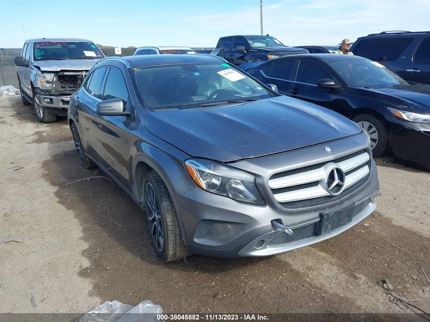 2015 MERCEDES-BENZ GLA 250 - WDCTG4EB6FJ172475