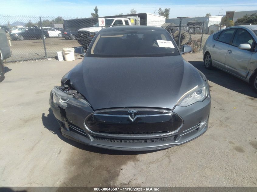 2013 Tesla Model S Performance VIN: 5YJSA1CP2DFP06575 Lot: 38046507