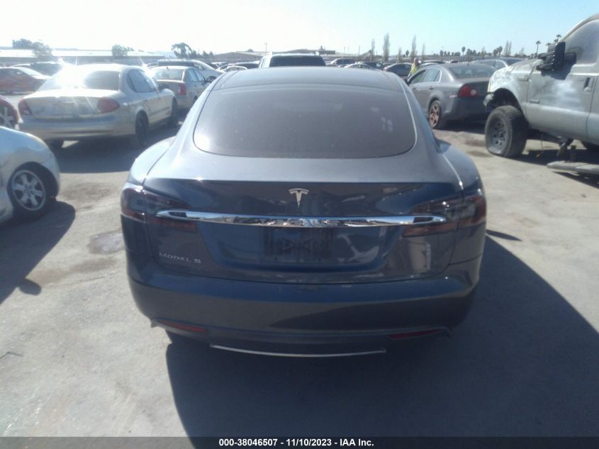 2013 Tesla Model S Performance VIN: 5YJSA1CP2DFP06575 Lot: 38046507