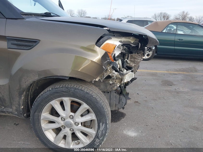 2012 Kia Soul + VIN: KNDJT2A62C7371831 Lot: 38046596