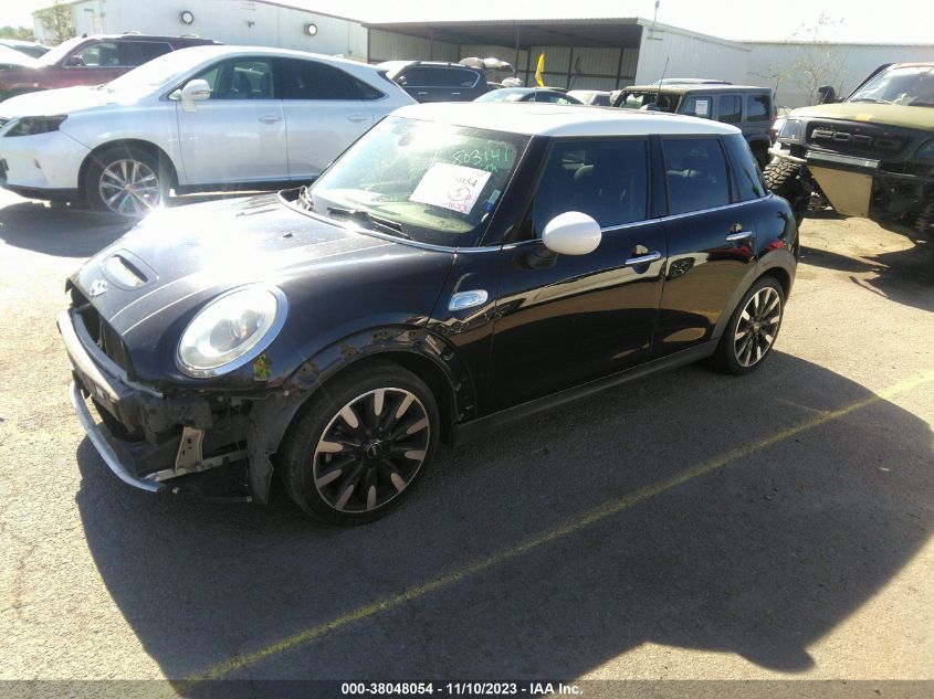 2015 Mini Cooper Hardtop 4 Door S VIN: WMWXU3C56F2B58755 Lot: 38048054