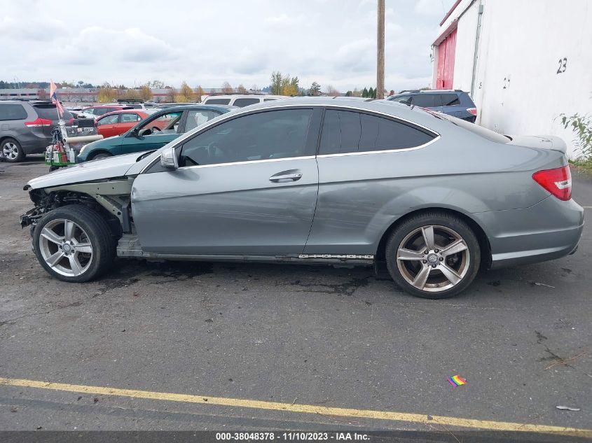 2013 Mercedes-Benz C 250 VIN: WDDGJ4HB5DF998437 Lot: 38048378