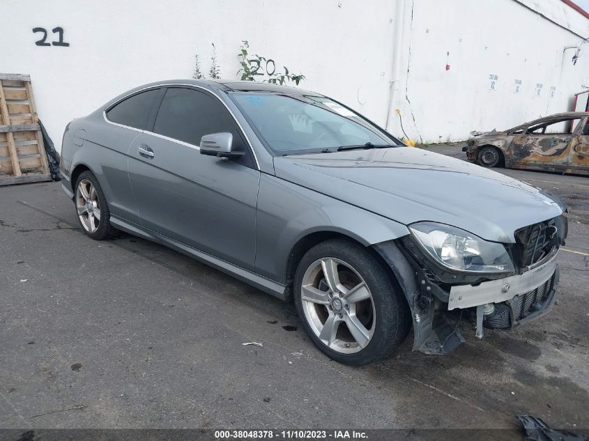 2013 Mercedes-Benz C 250 VIN: WDDGJ4HB5DF998437 Lot: 38048378