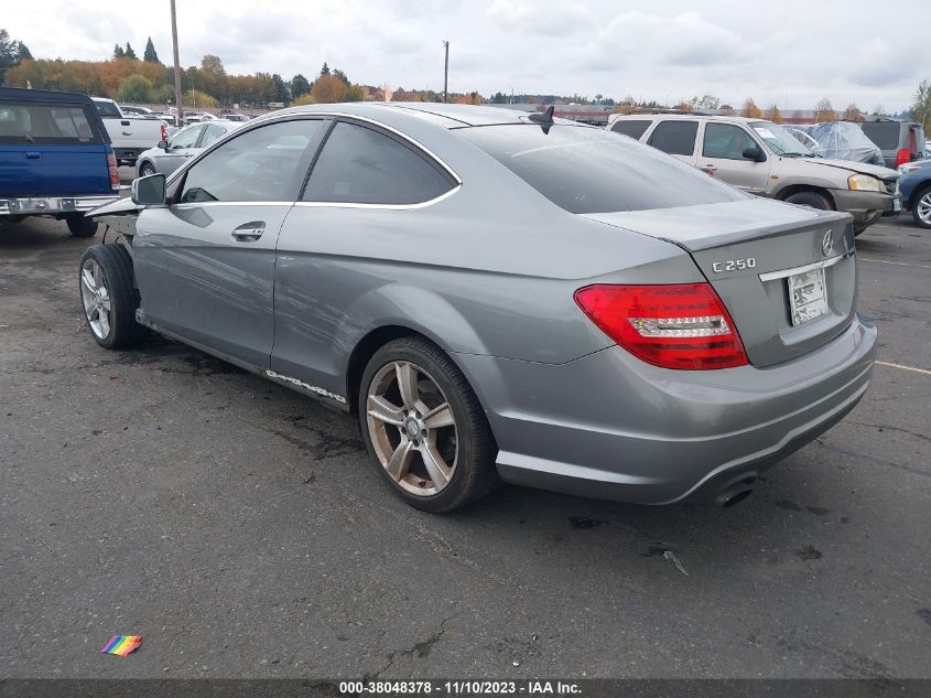 2013 Mercedes-Benz C 250 VIN: WDDGJ4HB5DF998437 Lot: 38048378