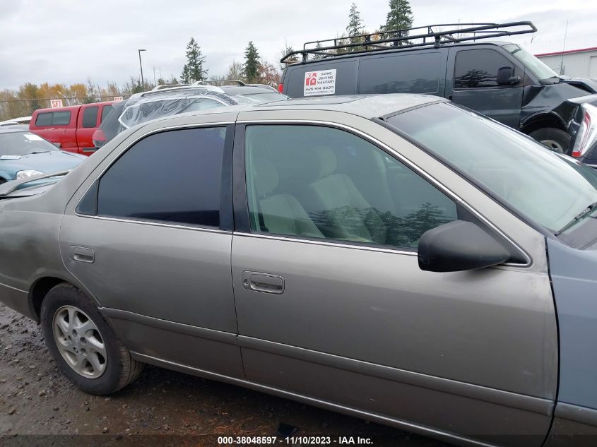 2000 Toyota Camry Le V6 VIN: JT2BF22K2Y0249776 Lot: 38048597