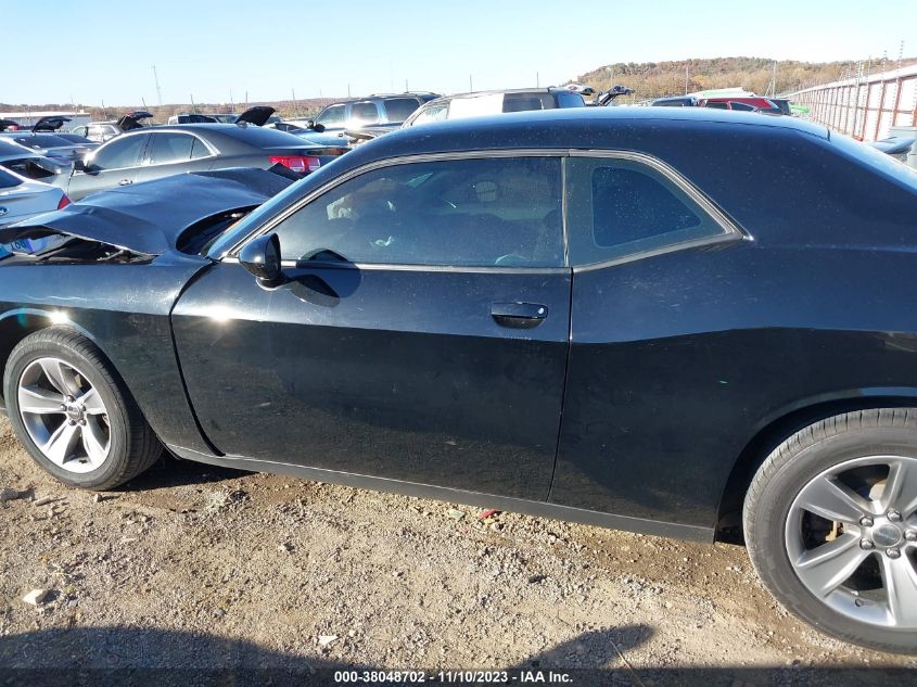 2C3CDZAG4KH677489 2019 Dodge Challenger Sxt