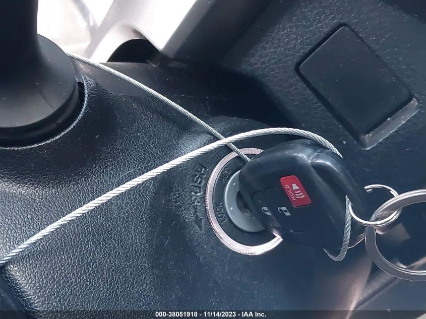 JTMZFREV1JJ750436 2018 Toyota Rav4 Le