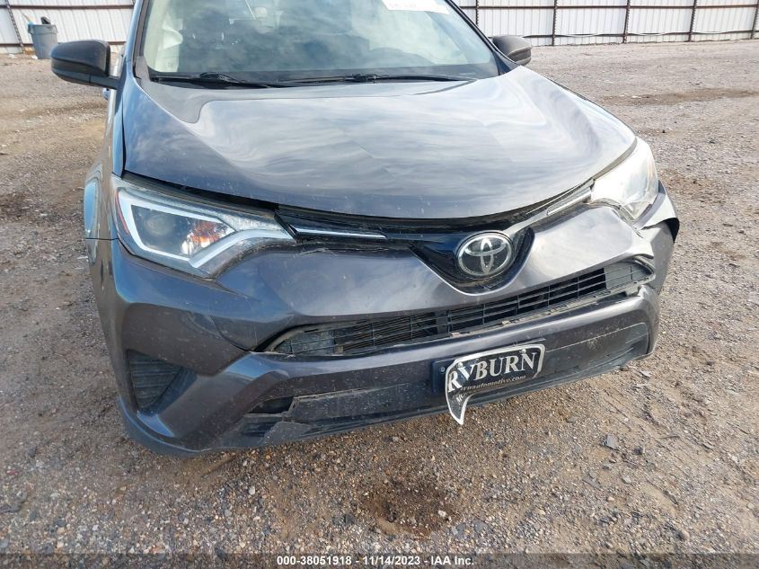 JTMZFREV1JJ750436 2018 Toyota Rav4 Le