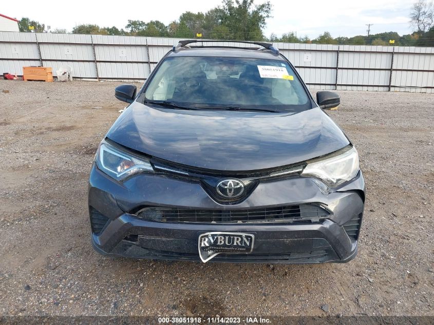 JTMZFREV1JJ750436 2018 Toyota Rav4 Le