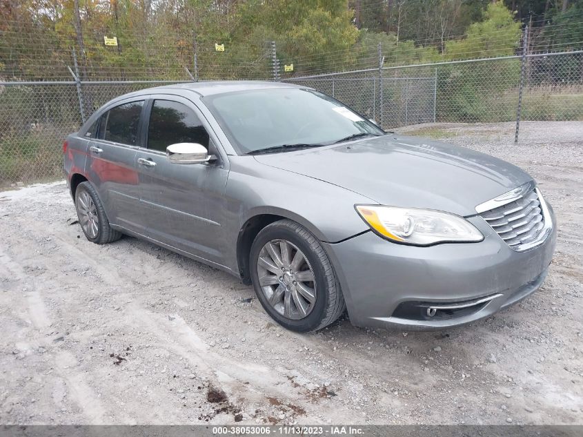 2013 Chrysler 200 Limited VIN: 1C3CCBCG4DN589768 Lot: 38053006