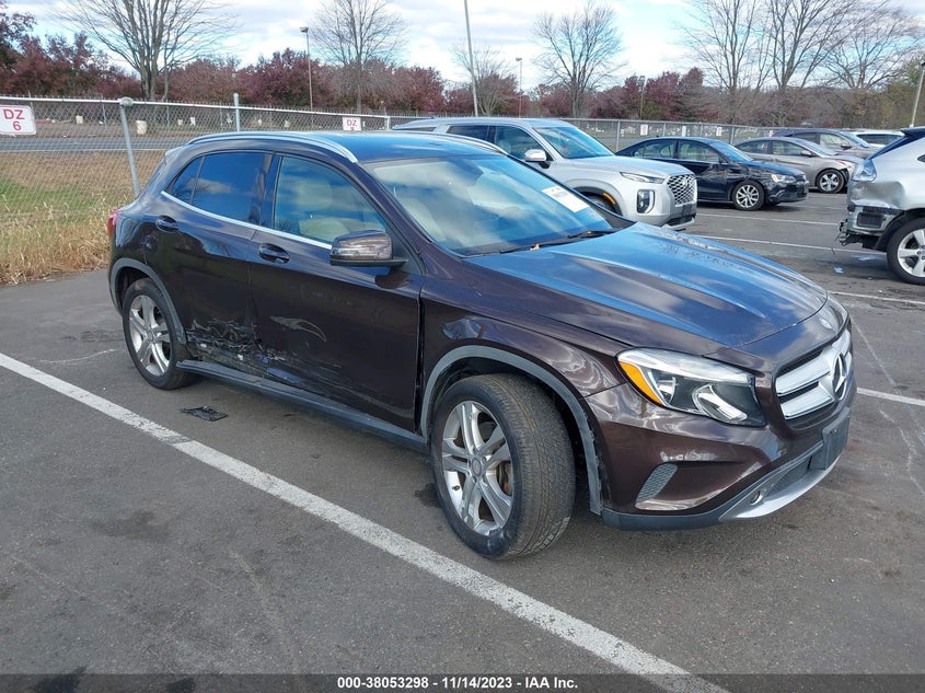 2015 MERCEDES-BENZ GLA 250 - WDCTG4GB5FJ061171