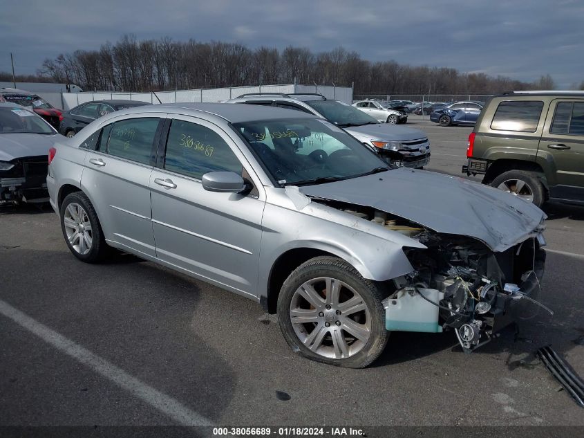 2012 Chrysler 200 Lx VIN: 1C3CCBAB8CN207991 Lot: 38056689