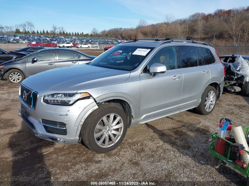 YV4A22PKXJ1387117 2018 Volvo Xc90 T6 Momentum