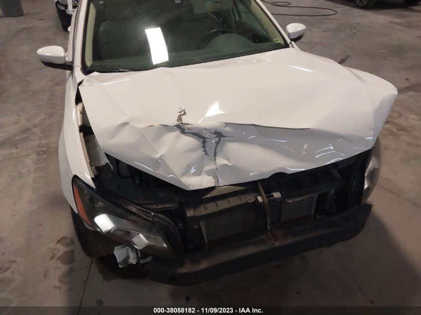 2014 Volkswagen Passat 1.8T Se VIN: 1VWBT7A33EC046104 Lot: 38058182