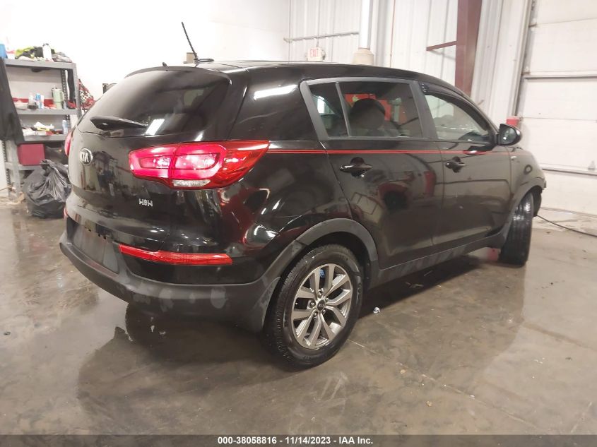 VIN KNDPBCAC9F7781846 2015 KIA SPORTAGE no.4