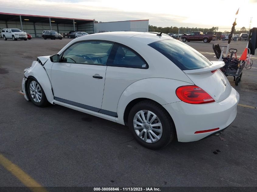 2012 Volkswagen Beetle Entry Pzev VIN: 3VWFP7AT6CM643975 Lot: 38058846