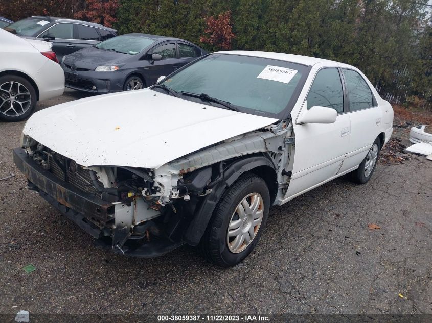 2000 Toyota Camry Le VIN: 4T1BG22K2YU976361 Lot: 38059387