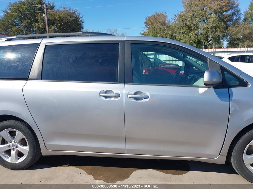 2014 Toyota Sienna Le V6 8 Passenger VIN: 5TDKK3DC8ES436138 Lot: 38060598