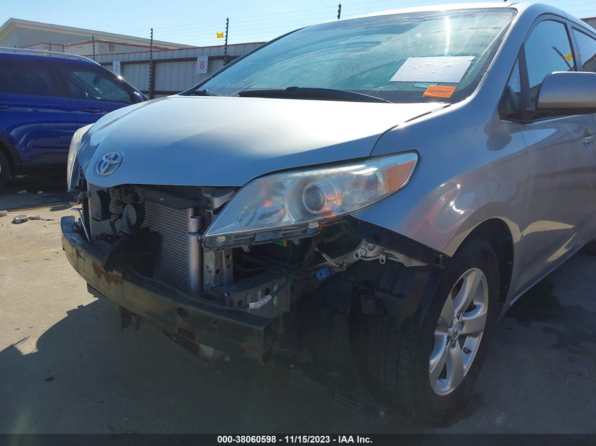 2014 Toyota Sienna Le V6 8 Passenger VIN: 5TDKK3DC8ES436138 Lot: 38060598