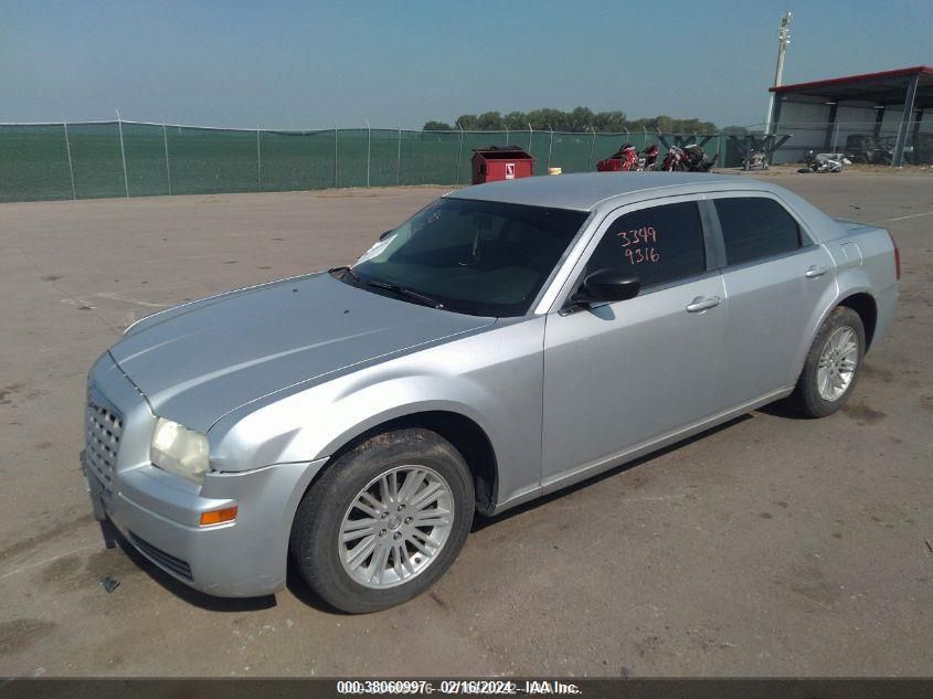 2009 Chrysler 300 Lx VIN: 2C3KA43D09H560755 Lot: 38060997