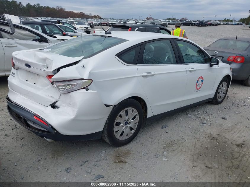 2013 Ford Fusion S VIN: 3FA6P0G7XDR364494 Lot: 38062938