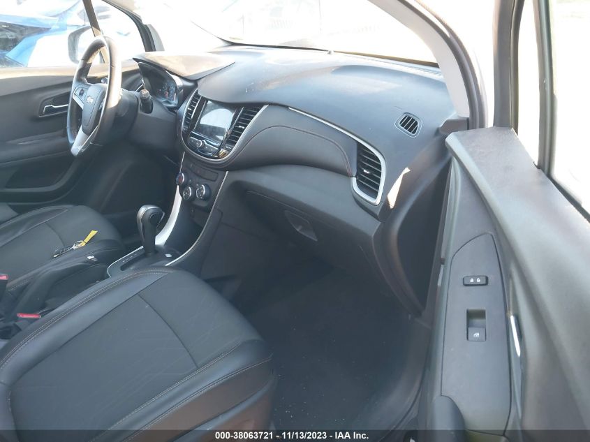 3GNCJPSB2KL319642 2019 Chevrolet Trax Lt