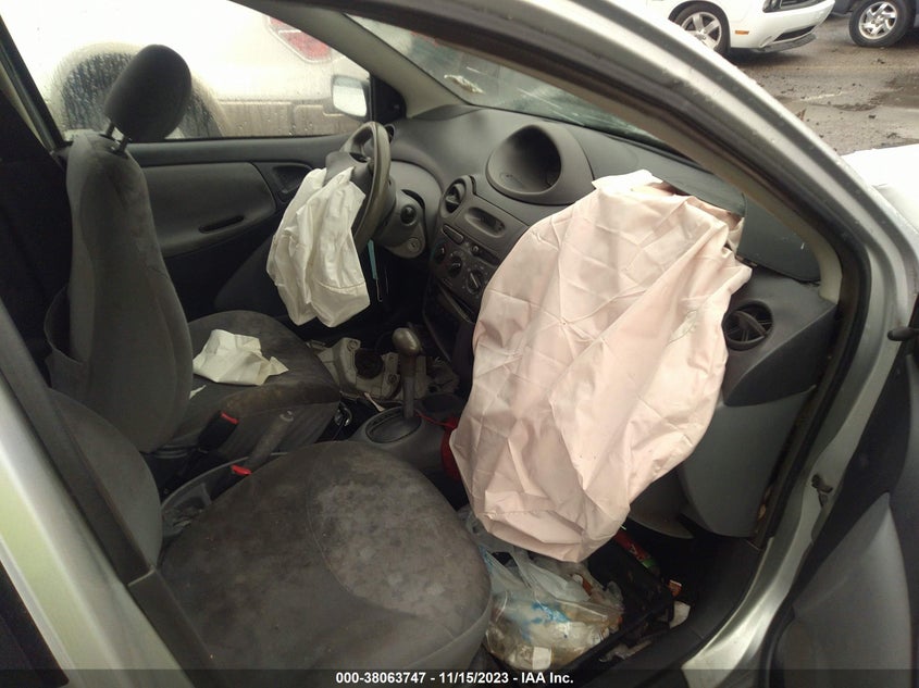 2001 Toyota Echo Base (A4) VIN: JTDBT123810178950 Lot: 38063747