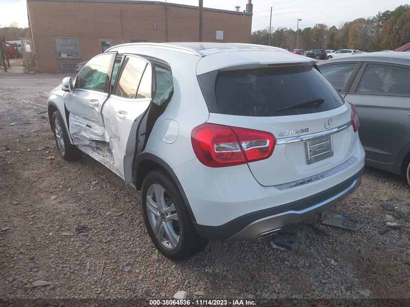 2019 MERCEDES-BENZ GLA 250 - WDCTG4EB4KU007663