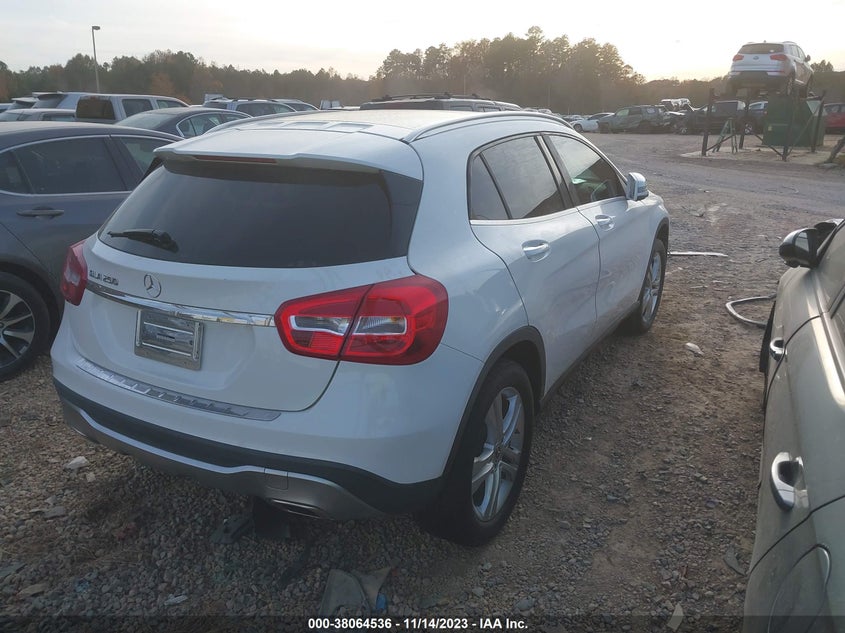 2019 MERCEDES-BENZ GLA 250 - WDCTG4EB4KU007663
