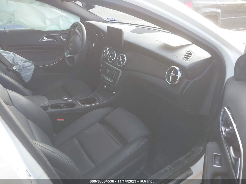 2019 MERCEDES-BENZ GLA 250 - WDCTG4EB4KU007663