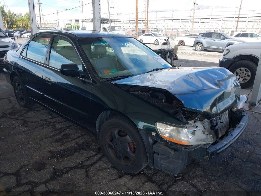 2000 Honda Accord 2.3 Ex VIN: 1HGCG5669YA021518 Lot: 38065247