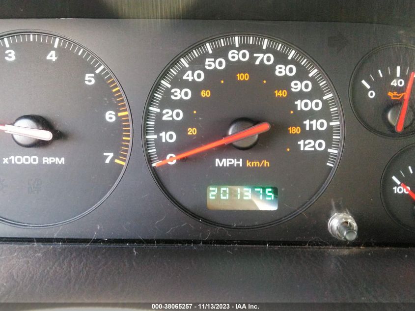 2001 Jeep Grand Cherokee Laredo VIN: 1J4GW48S31C638280 Lot: 38065257