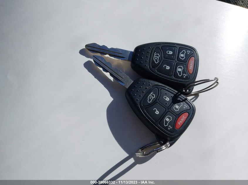 2007 Chrysler Town & Country Touring VIN: 2A8GP54L47R311662 Lot: 38066332