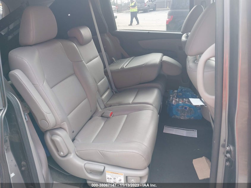 2014 Honda Odyssey Touring/Touring Elite VIN: 5FNRL5H92EB057856 Lot: 38067147