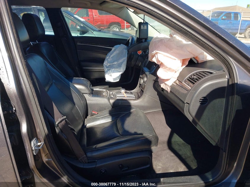 2017 Chrysler 300C VIN: 2C3CCAEG0HH596528 Lot: 38067779