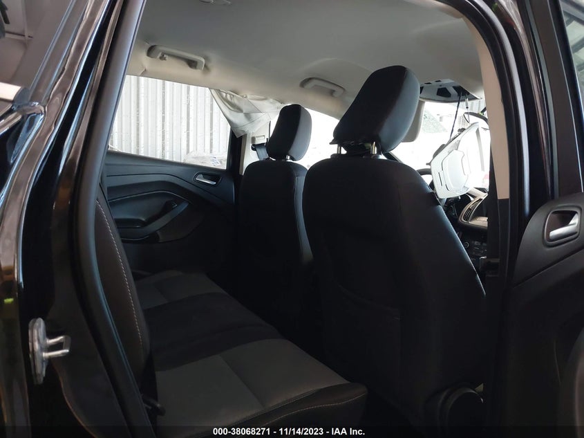 1FMCU9GD8KUA29011 2019 FORD ESCAPE photo no. 8