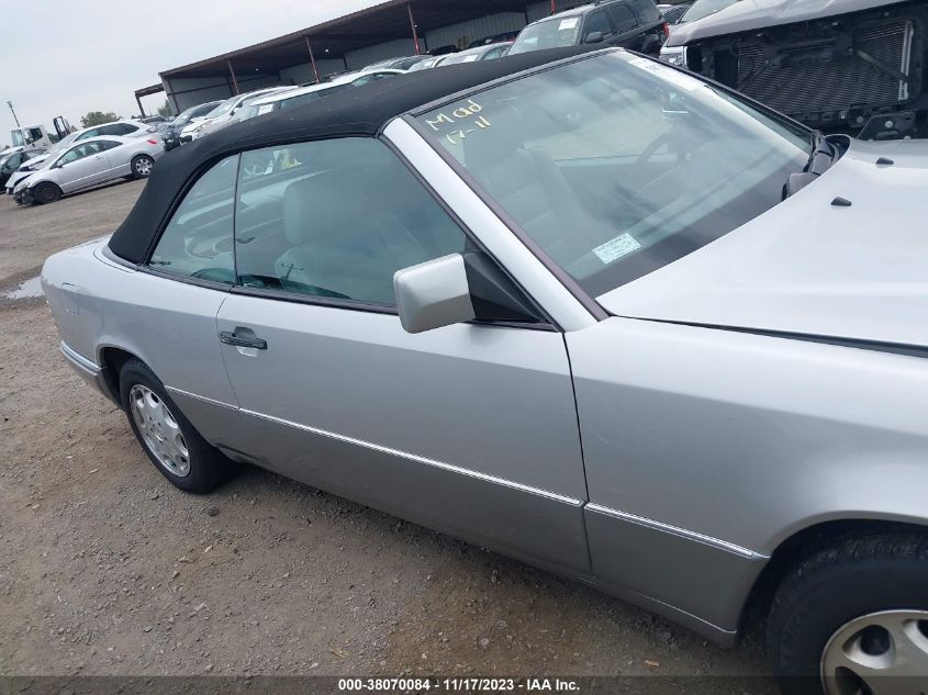 1995 Mercedes-Benz E 320 VIN: WDBEA66E0SC282696 Lot: 38070084