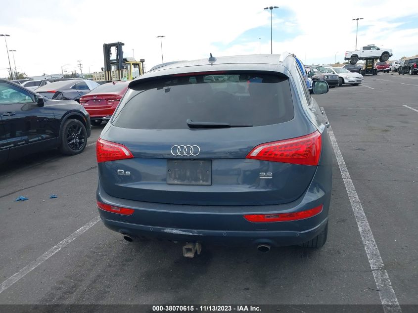 2010 Audi Q5 Premium Plus VIN: WA1LKAFPXAA044045 Lot: 38070615