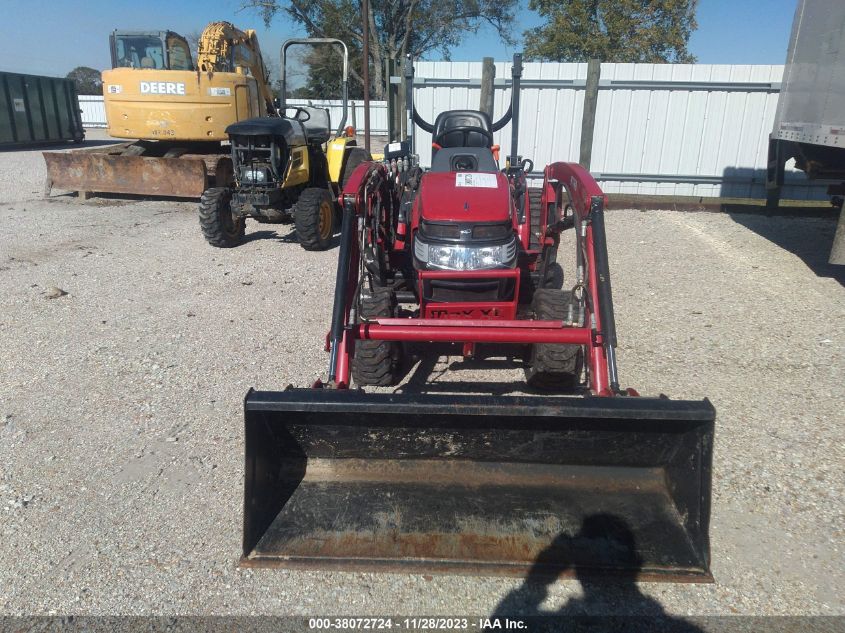 2017 Mahindra Max 26Xl VIN: 26MG160421814 Lot: 38072724