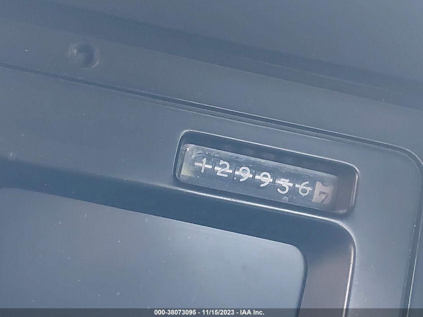 1988 Chevrolet Corvette VIN: 1G1YY3181J5110604 Lot: 38073095