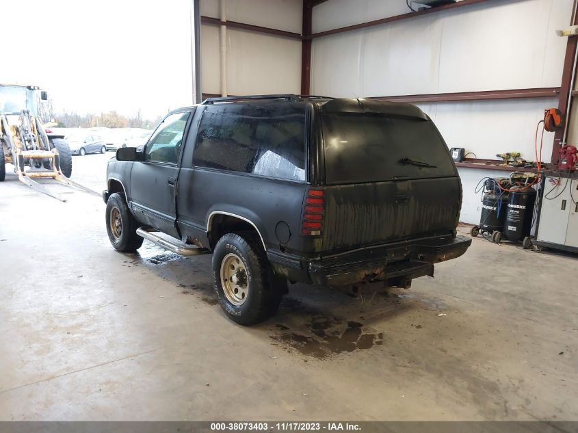 1995 Chevrolet Tahoe K1500 VIN: 1GNEK18K7SJ309383 Lot: 38073403