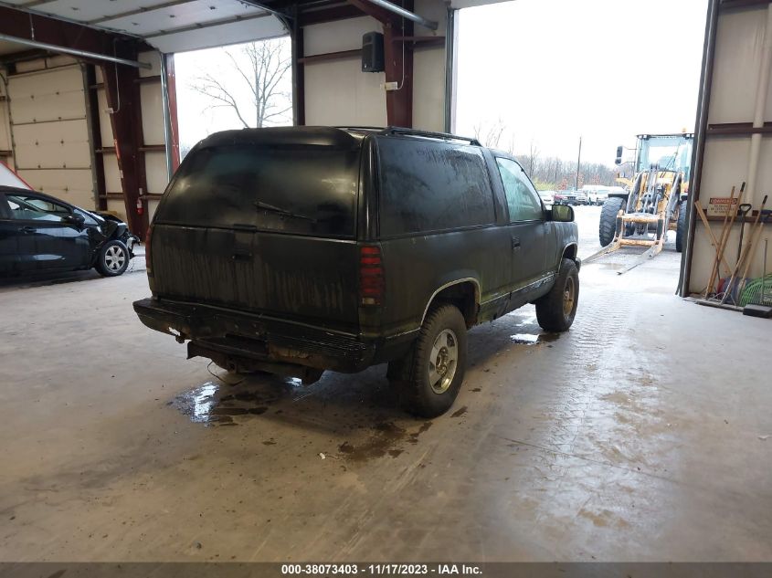 1995 Chevrolet Tahoe K1500 VIN: 1GNEK18K7SJ309383 Lot: 38073403