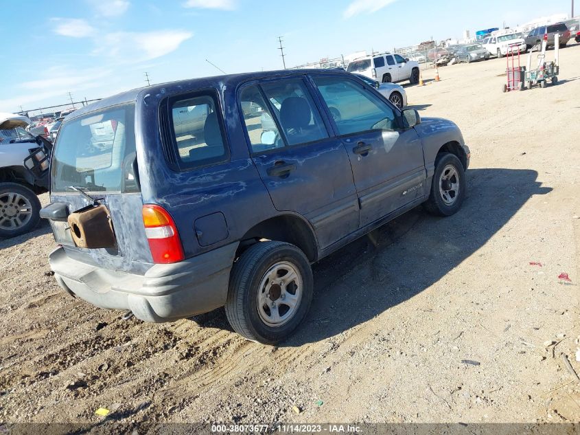 2000 Chevrolet Tracker Hard Top VIN: 2CNBE13C3Y6936019 Lot: 38073677