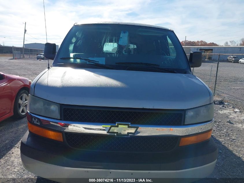 2017 Nissan Titan Sv/Sl/Platinum Reserve VIN: KNDJ23AU9P7872468 Lot: 38074216