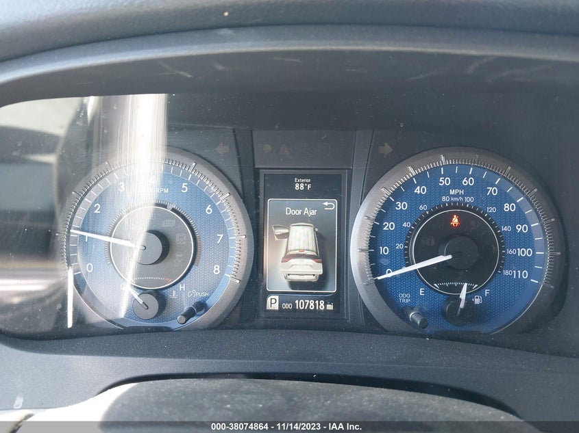 2018 Toyota Sienna Le 8 Passenger VIN: 5TDKZ3DC2JS906427 Lot: 38074864