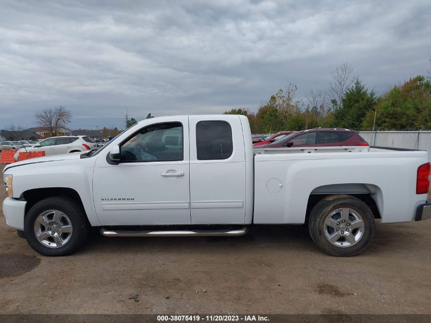 2010 Chevrolet Silverado 1500 Ltz VIN: 1GCSCTE00AZ138483 Lot: 38075419