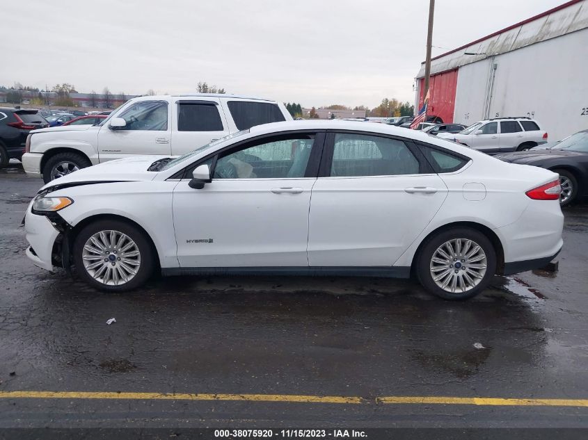 2016 Ford Fusion Hybrid S VIN: 3FA6P0UU0GR157837 Lot: 38075920