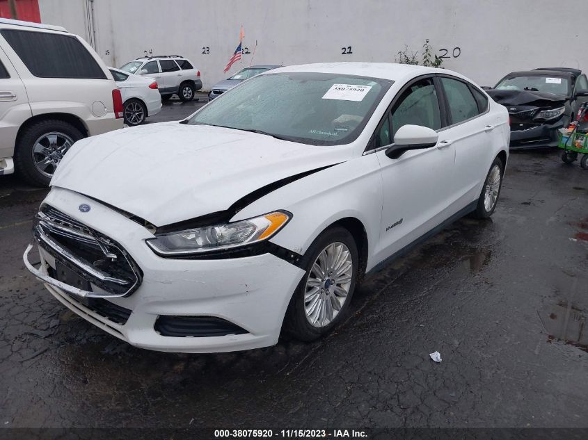 2016 Ford Fusion Hybrid S VIN: 3FA6P0UU0GR157837 Lot: 38075920