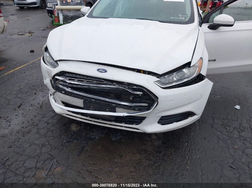 2016 Ford Fusion Hybrid S VIN: 3FA6P0UU0GR157837 Lot: 38075920