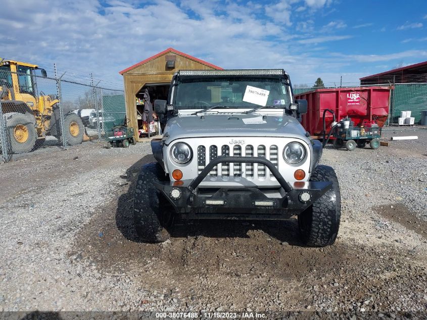 2008 Jeep Wrangler X VIN: 1J4FA24158L590559 Lot: 38076488